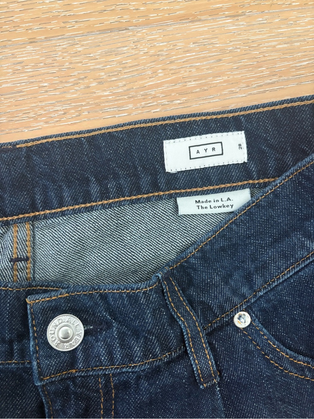 AYR The Lowkey Barrel Leg Jeans - Picture 4 of 7
